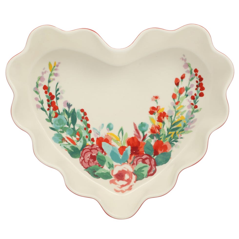The Pioneer Woman Heart Ruffle Ceramic Pie Pan