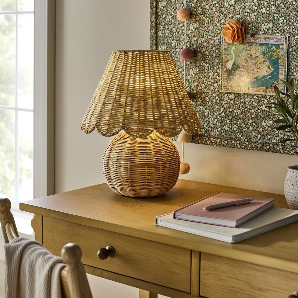 Table Lamp with Woven Base and Shade 