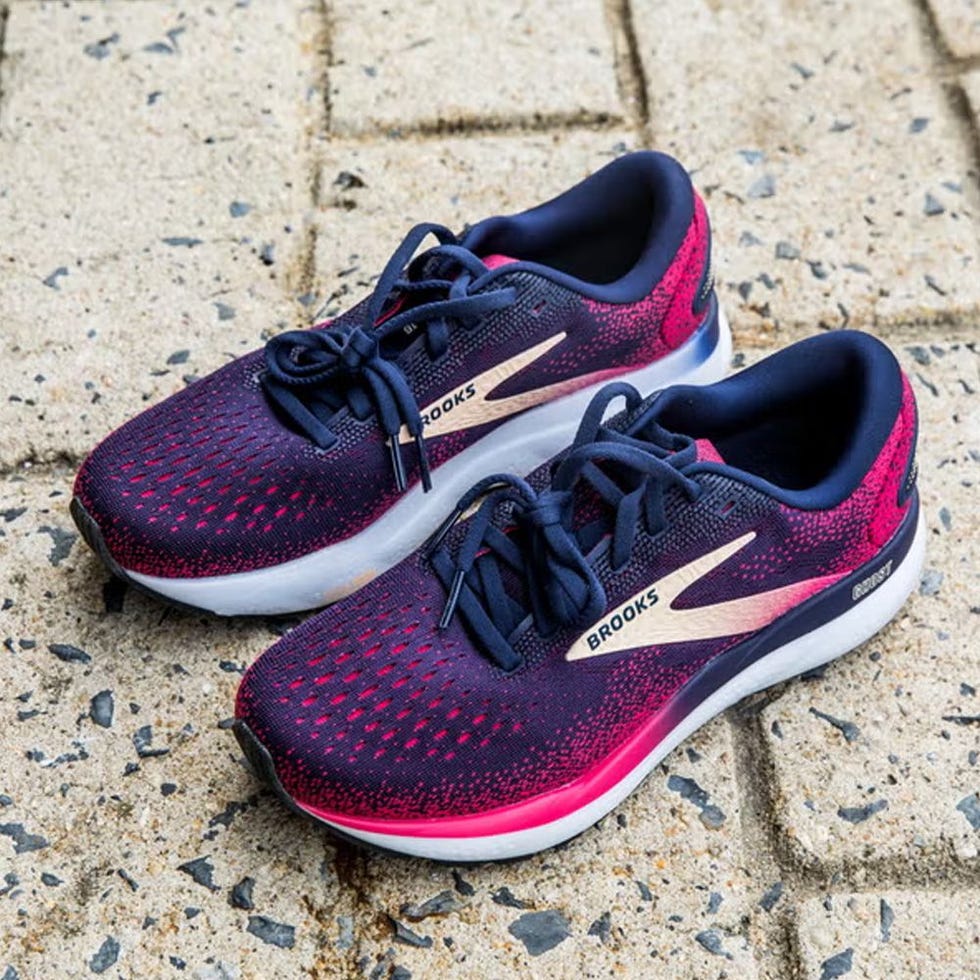 Brooks Ghost 16