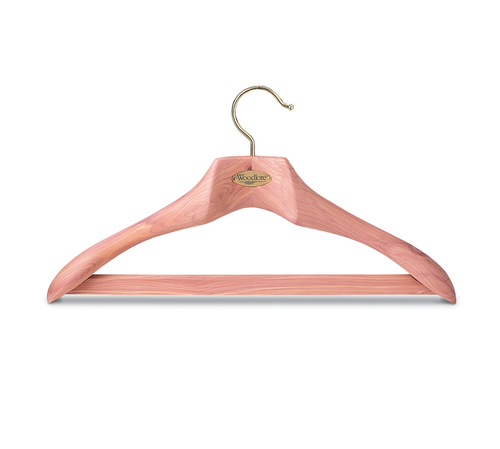 Contoured Hanger