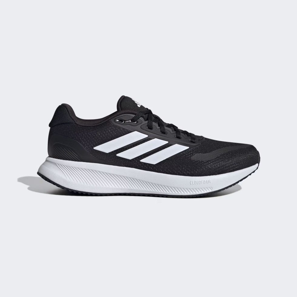 Runfalcon 5 para hombre en color negro