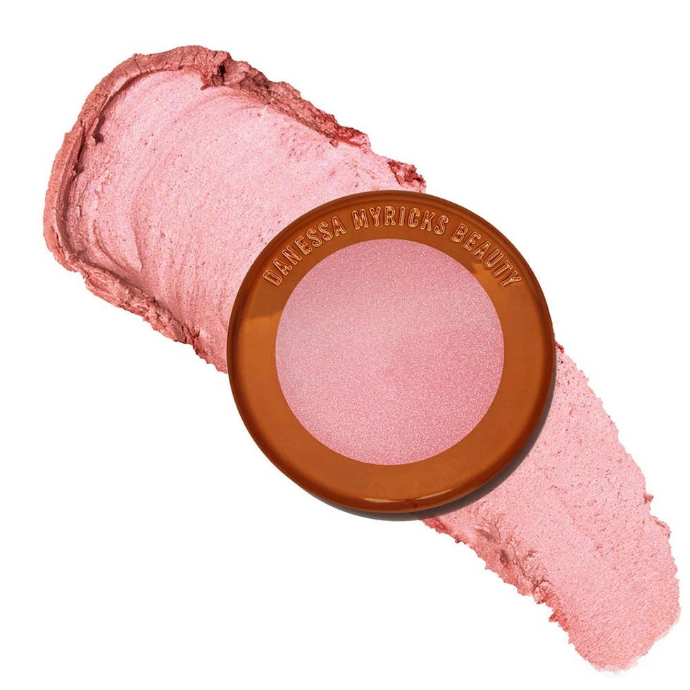 Yummy Skin Blurring Balm Powder Lowlighter in Unbothered 