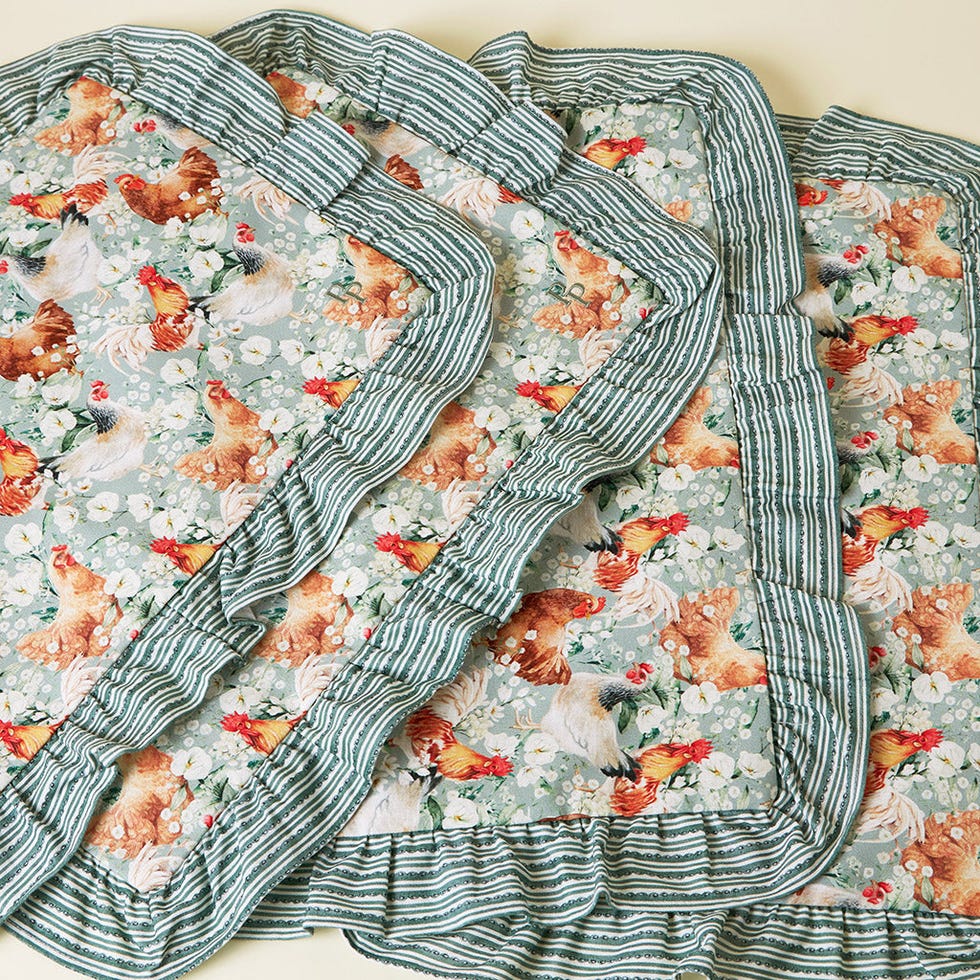 Ruffled Placemat Set