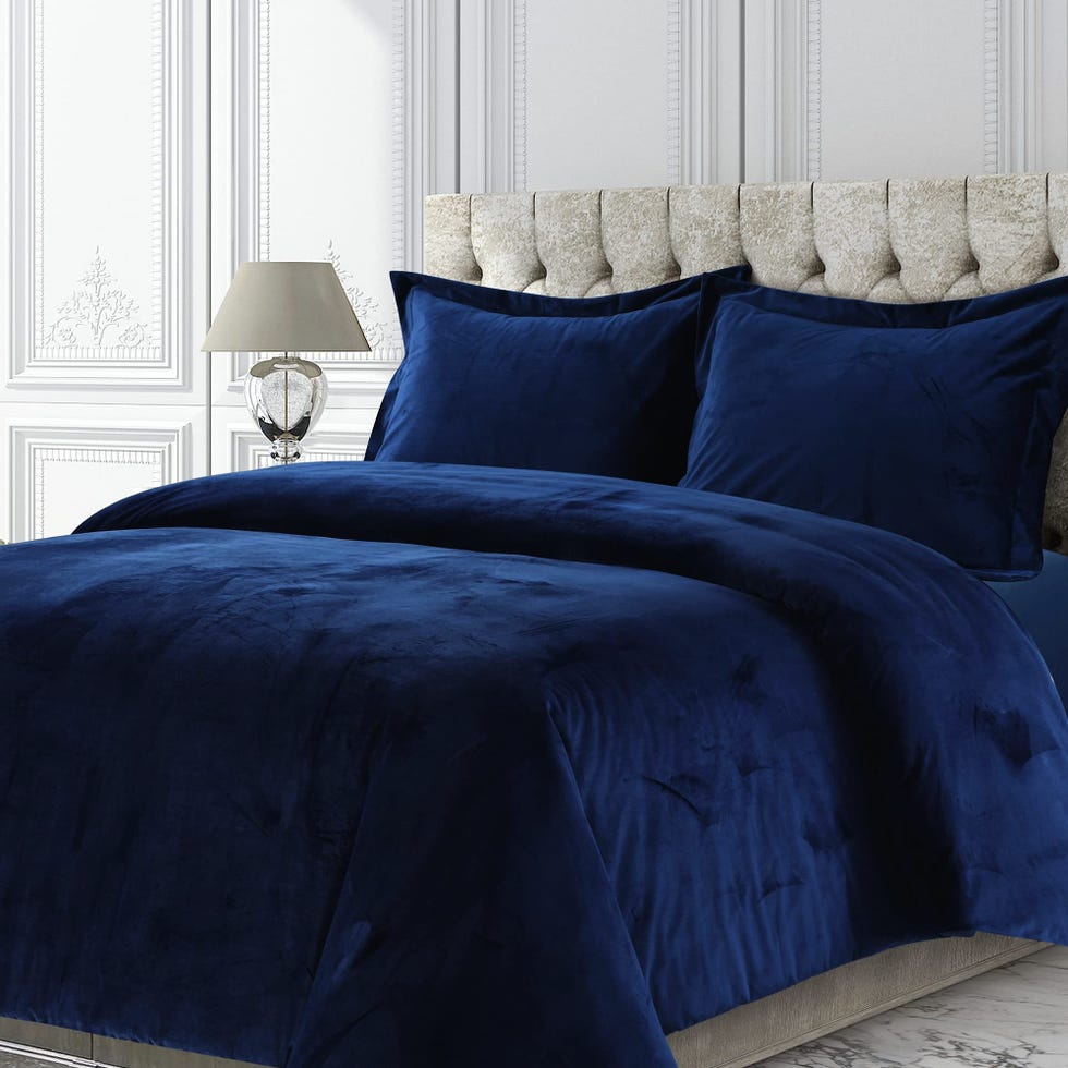  Venice Velvet Oversized Solid Duvet Set