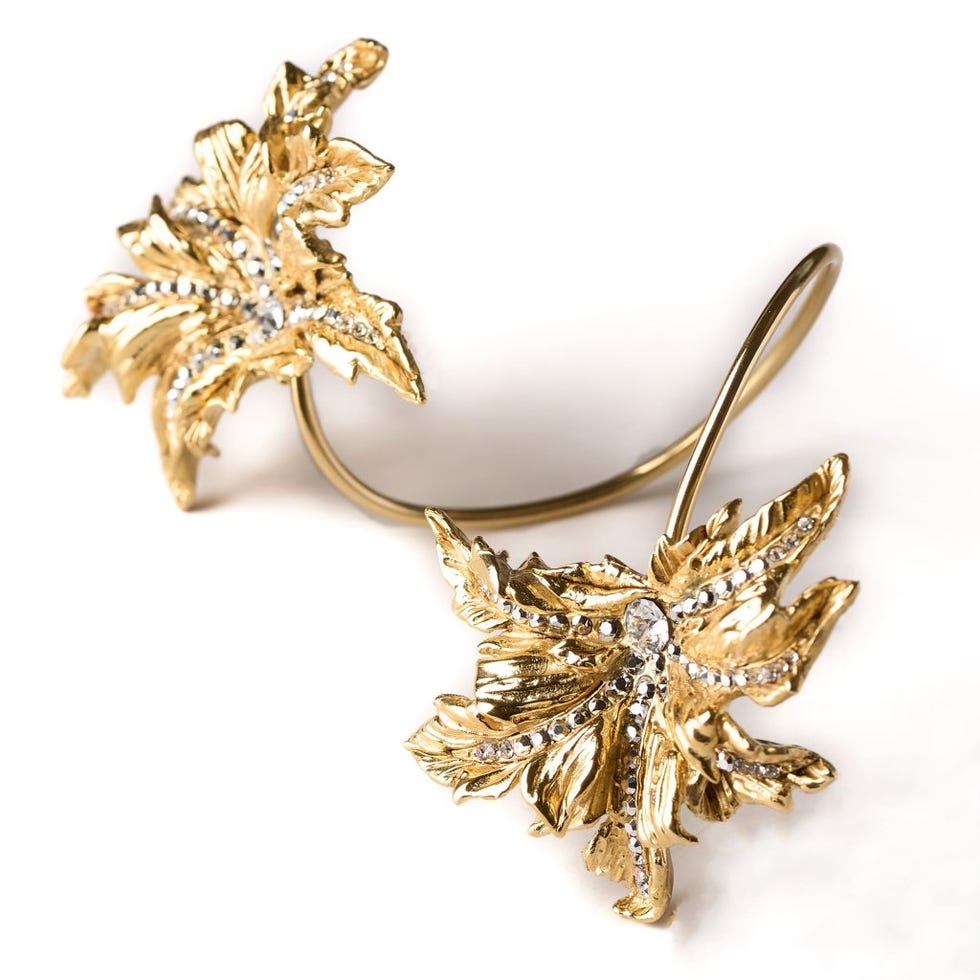 - Brazalete Trópico