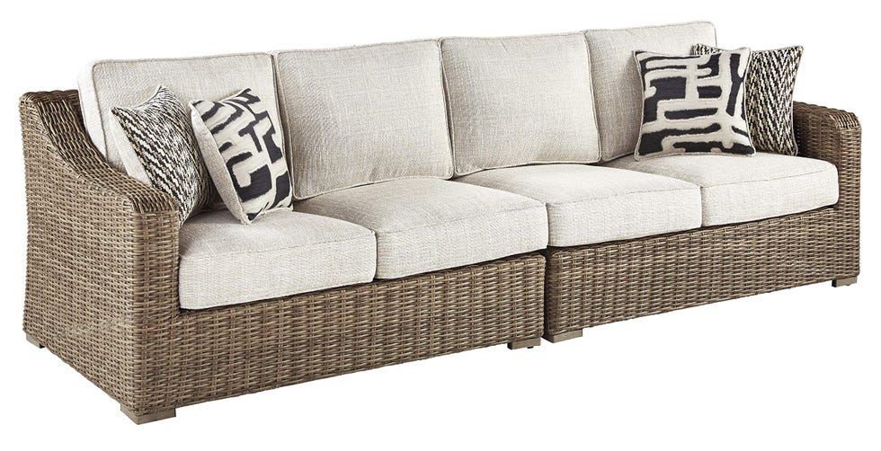 Beachcroft Outdoor Wicker Patio Loveseats