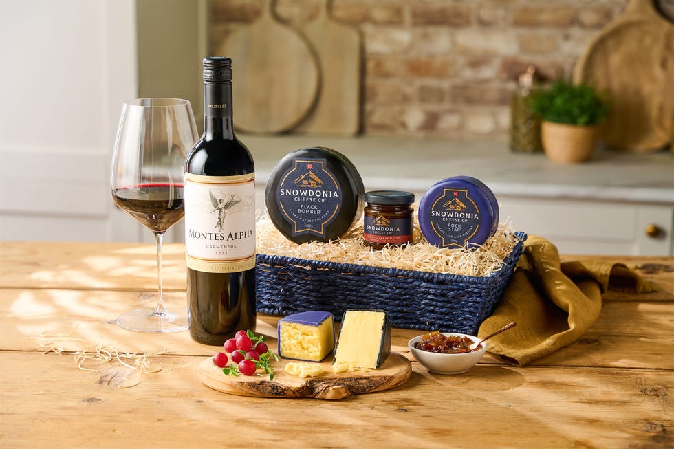 Cheese & Wine Gift Basket