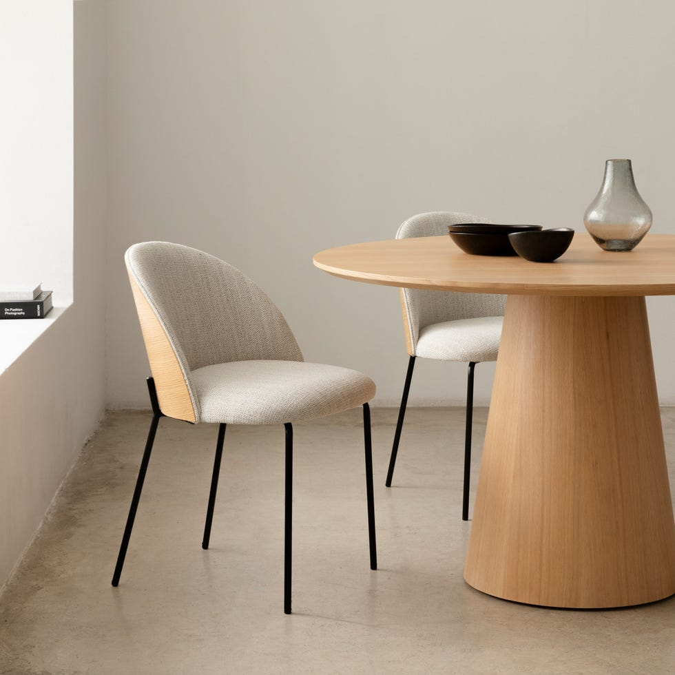 Silla tapizada gris