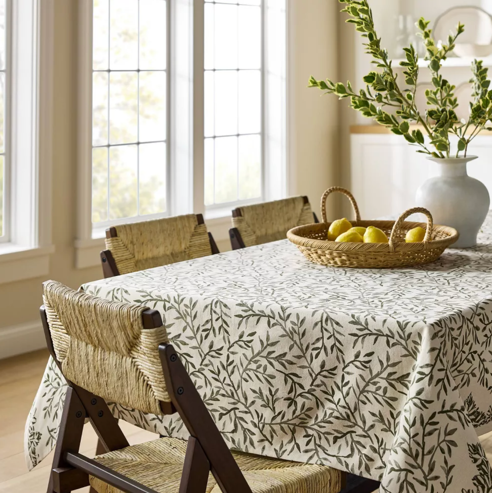 Green Leaf Tablecloth