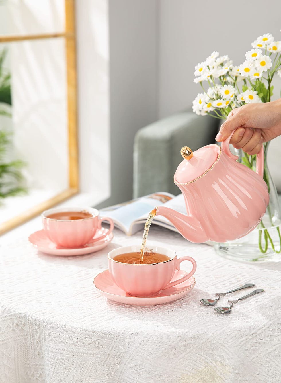 Porcelain Tea Pot with Stainless Steel Infuser