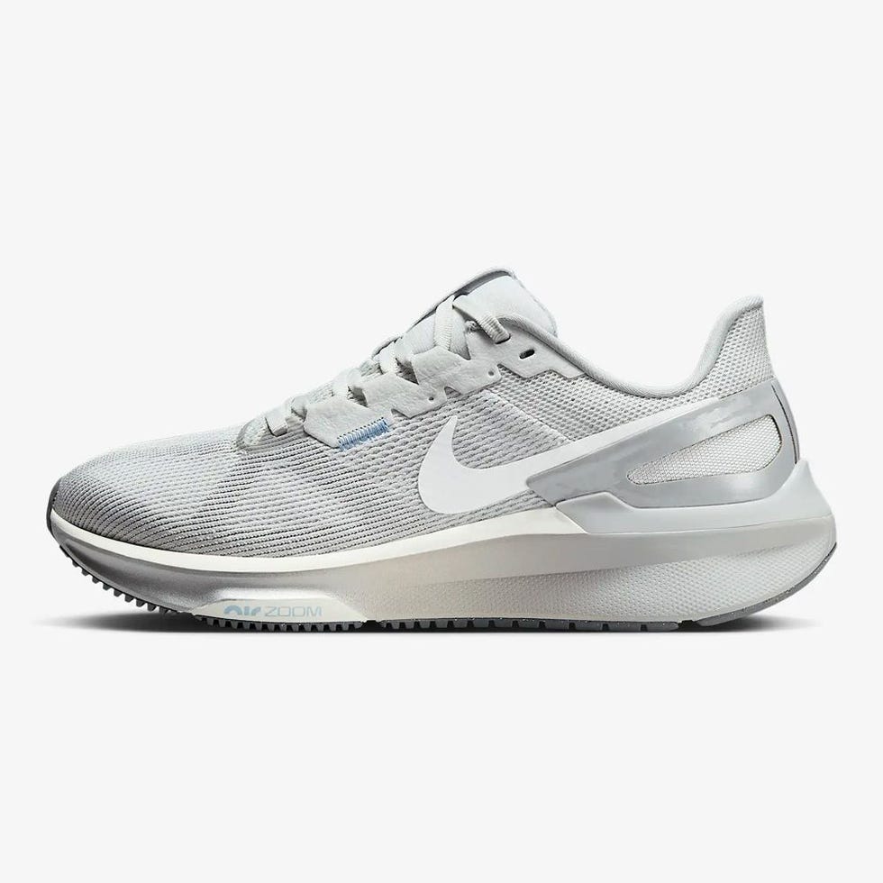 Nike Structure 25