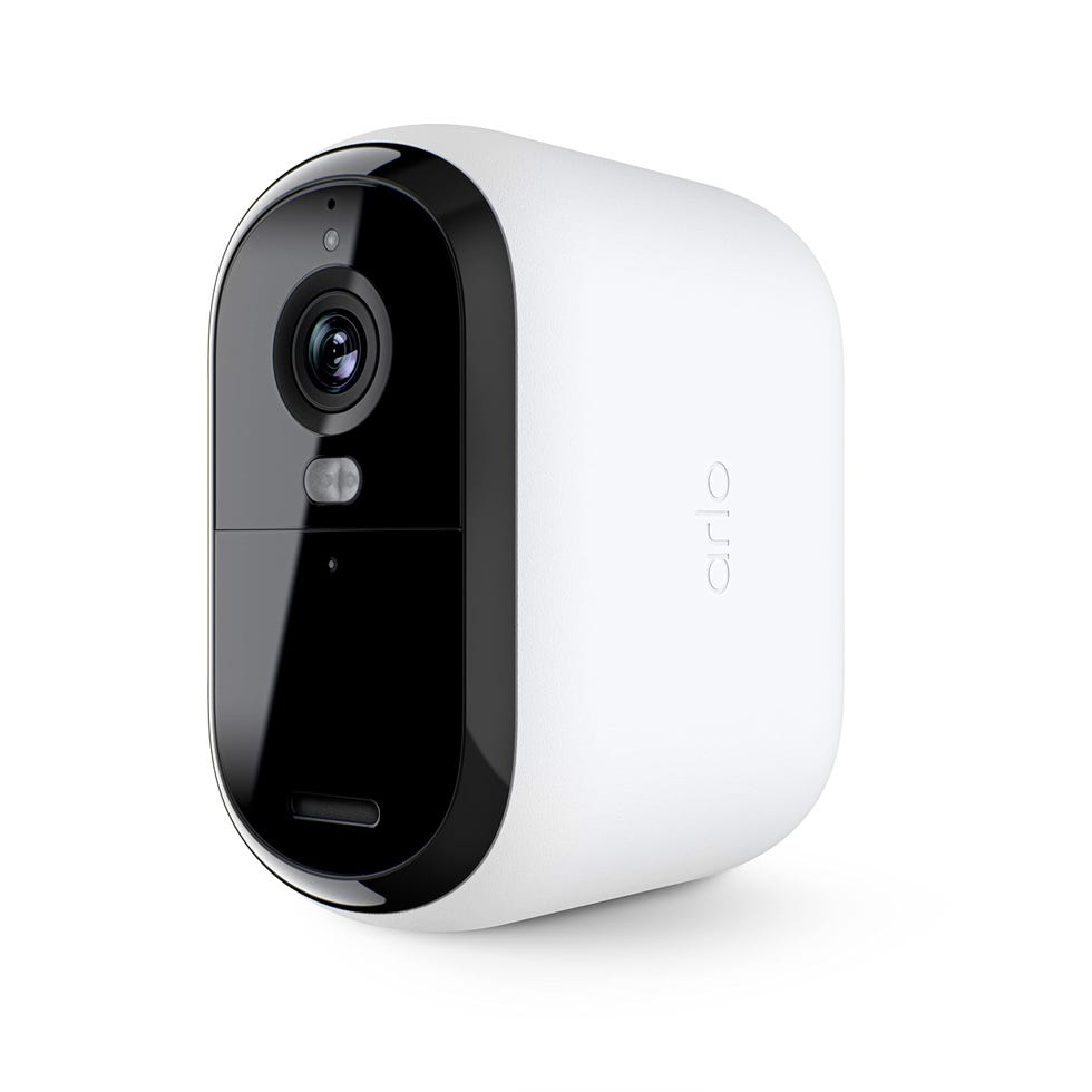 Arlo Essential XL Security Camera 2K 