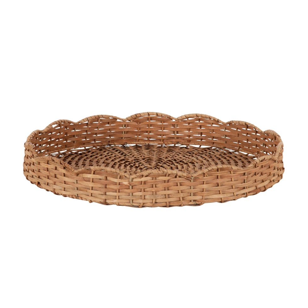Scalloped Woven Rattan Tray