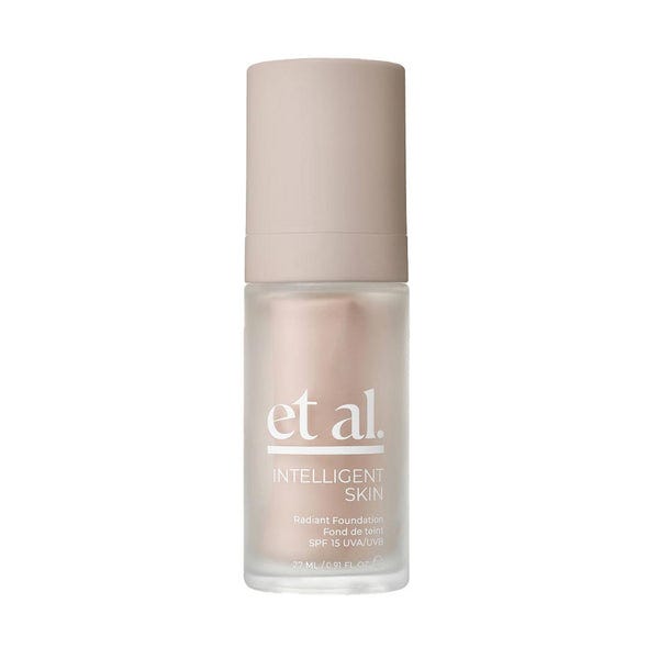 Intelligent Skin Radiant Foundation SPF15
