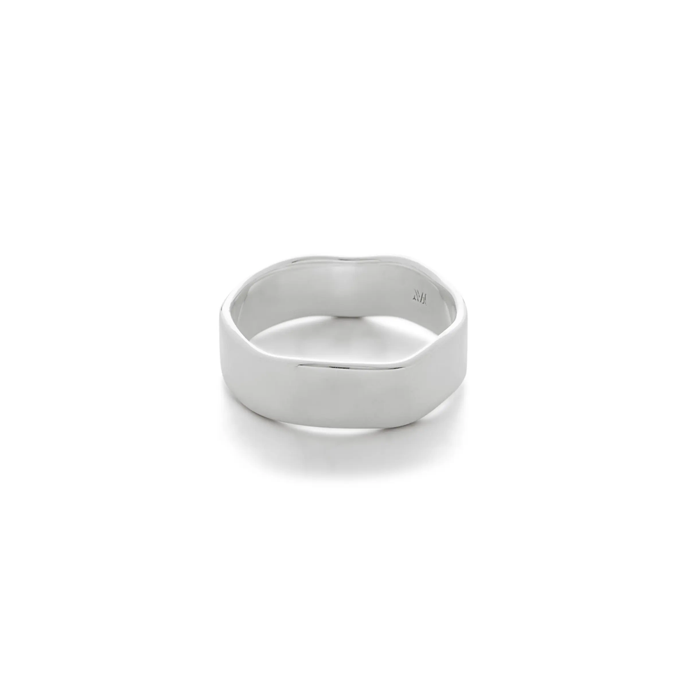 Siren Muse Band Ring
