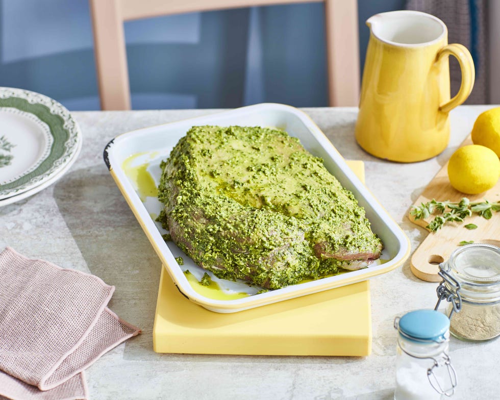 Butterflied Leg of Lamb in Thyme & Olive Oil 1.2kg