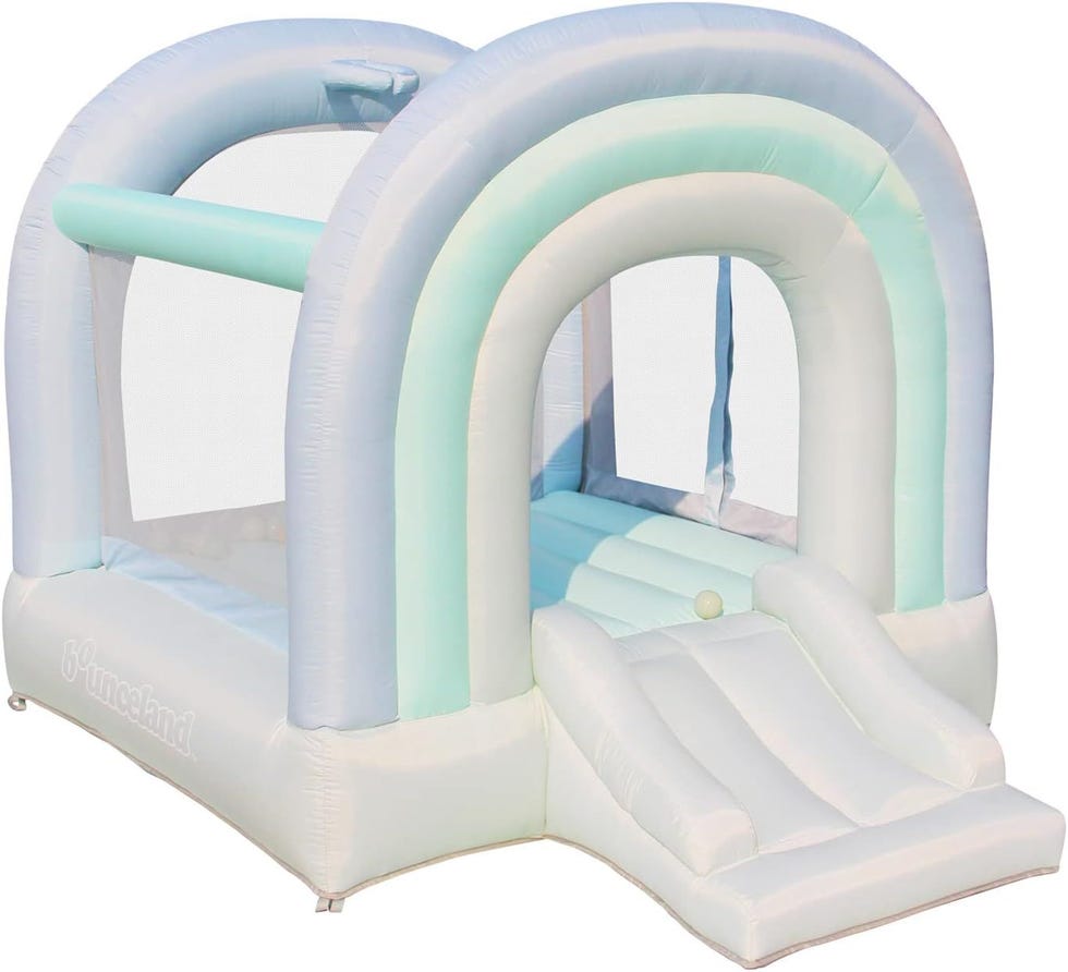 Daydreamer Mist Bounce House
