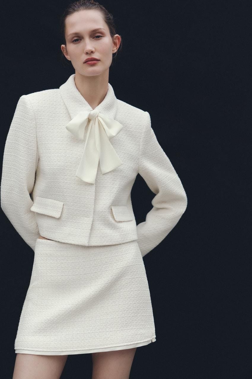 Textured bow blazer