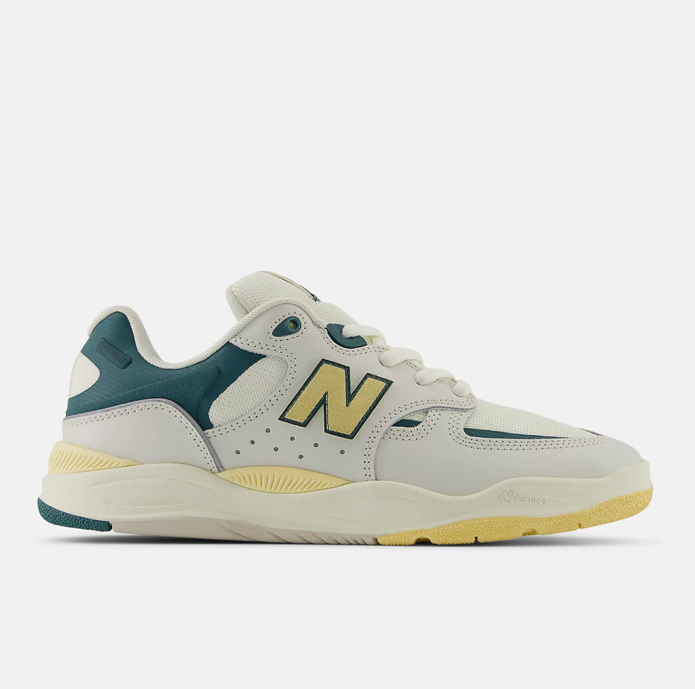 The Best of New Balance's March 2025 Sale
