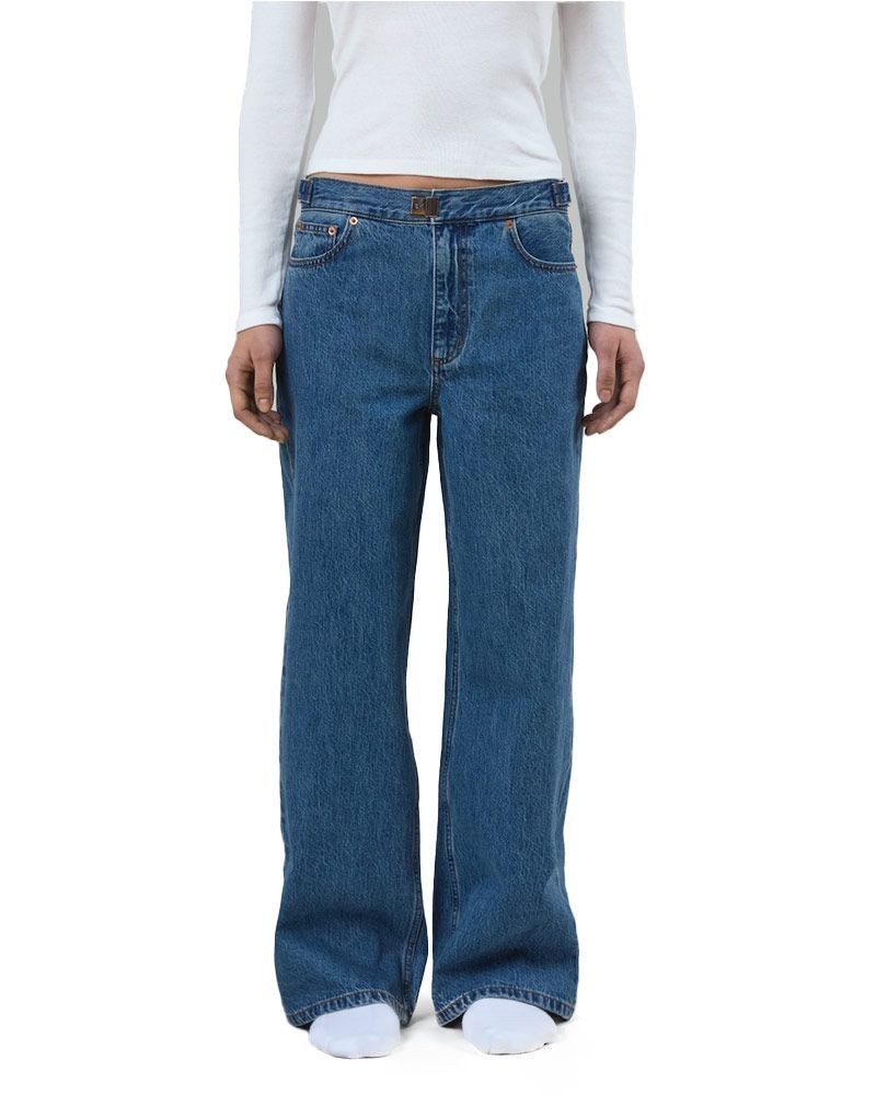 Shop Levi's Viral Cinch Jeans Trend for Spring 2025