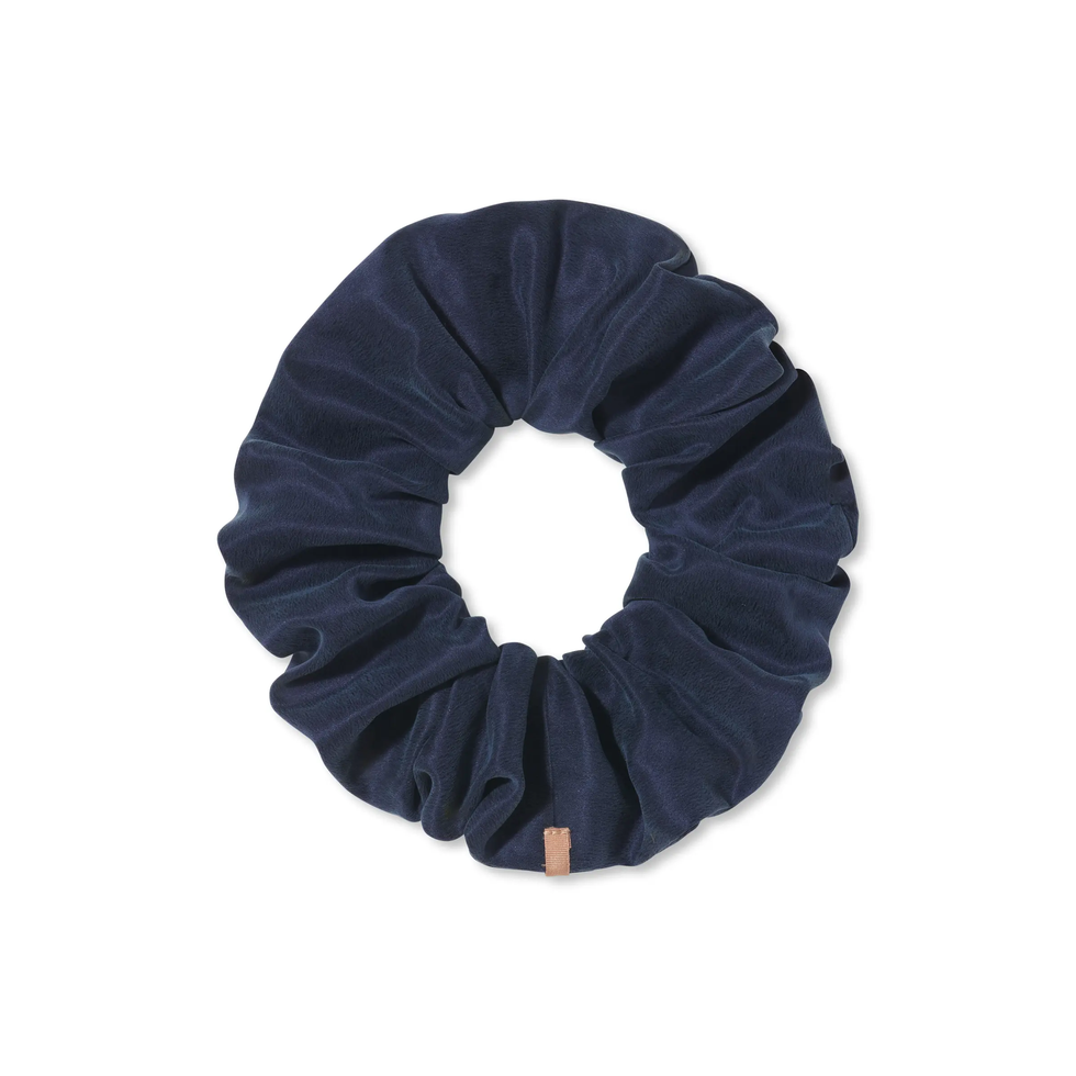 Washable Silk Classic Scrunchie in Deep Blue