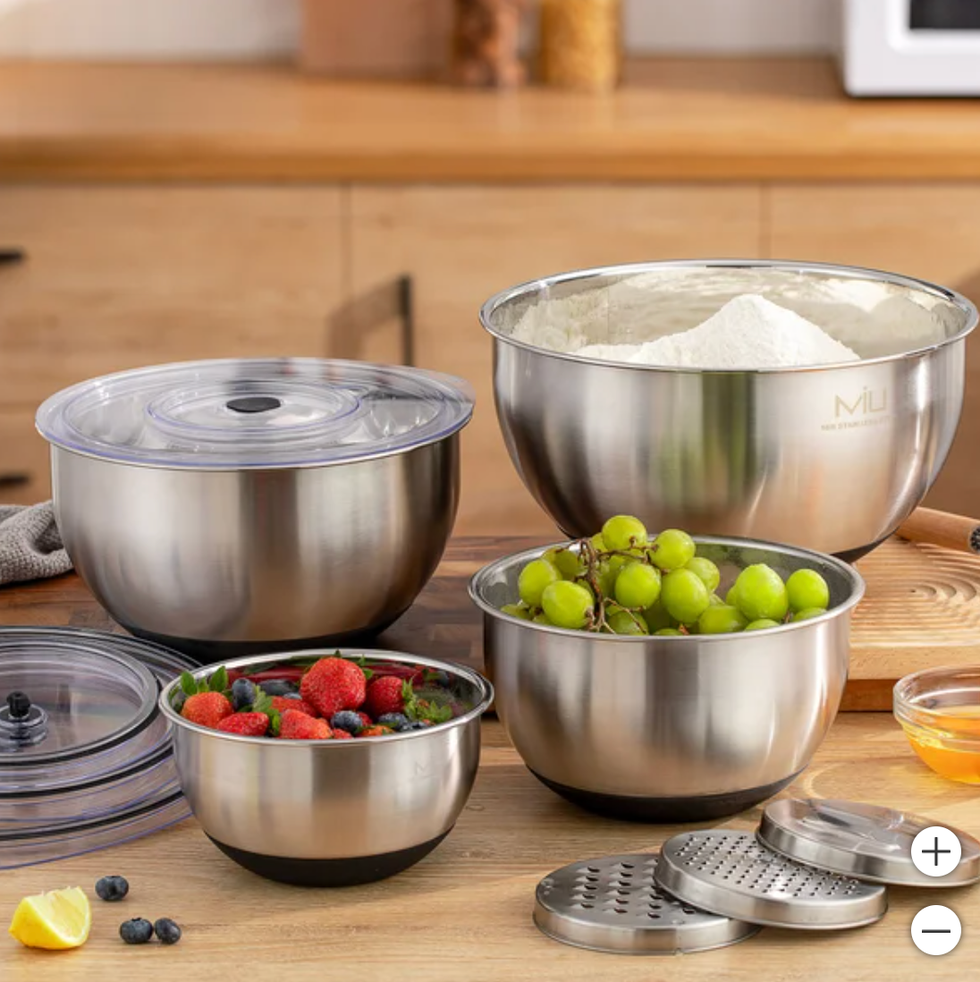 Stainless Steel Mixing Bowls with Graters, Set of 4