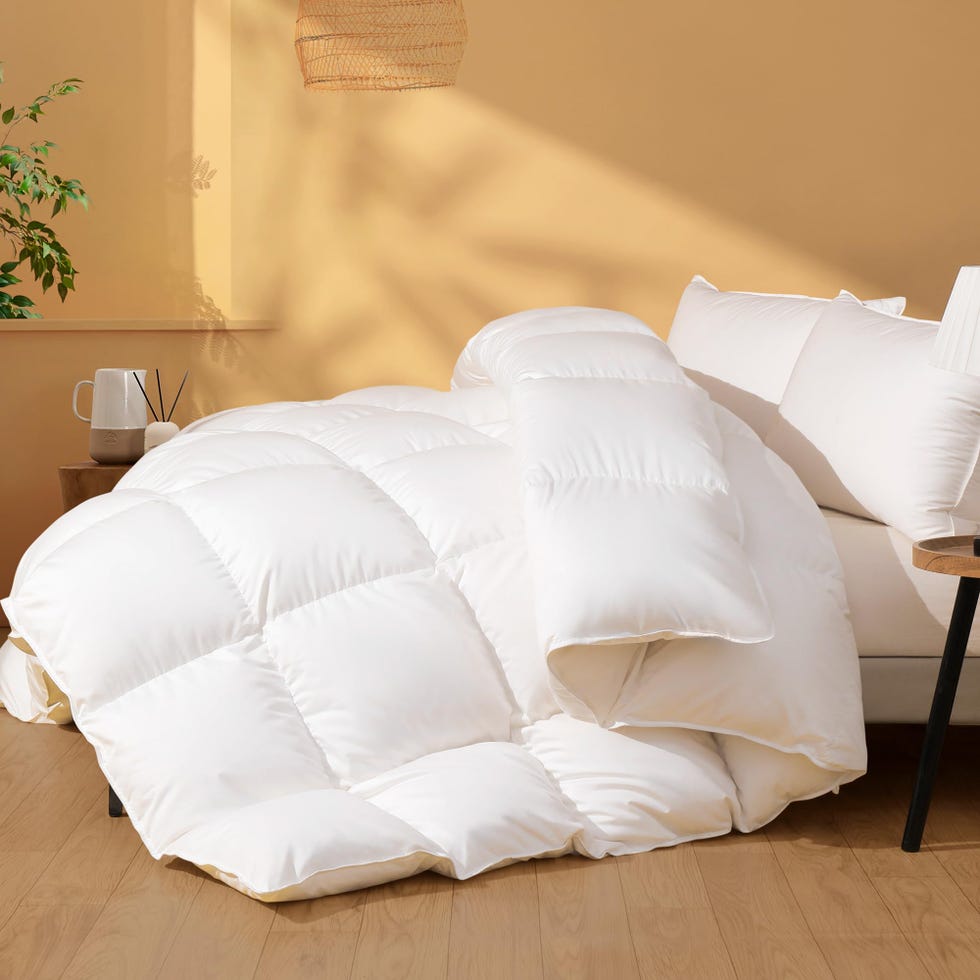All-Season Feather Down Comforter 