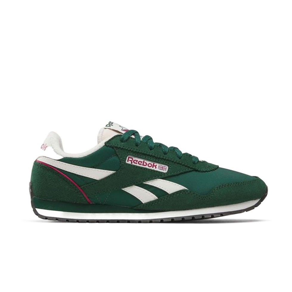 Classic AZ Sneakers