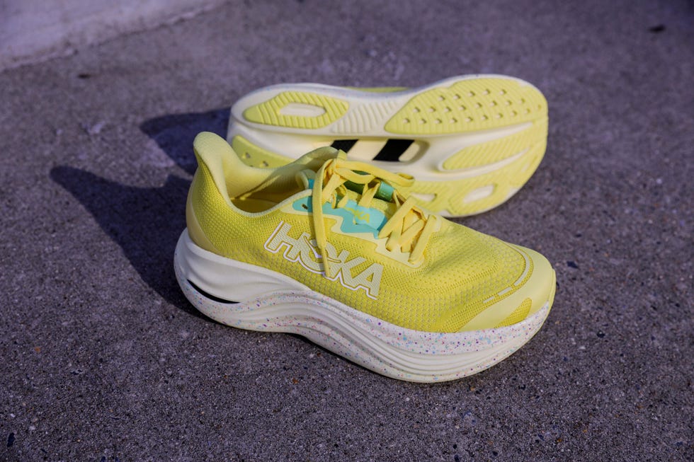Skyward X Running Shoe