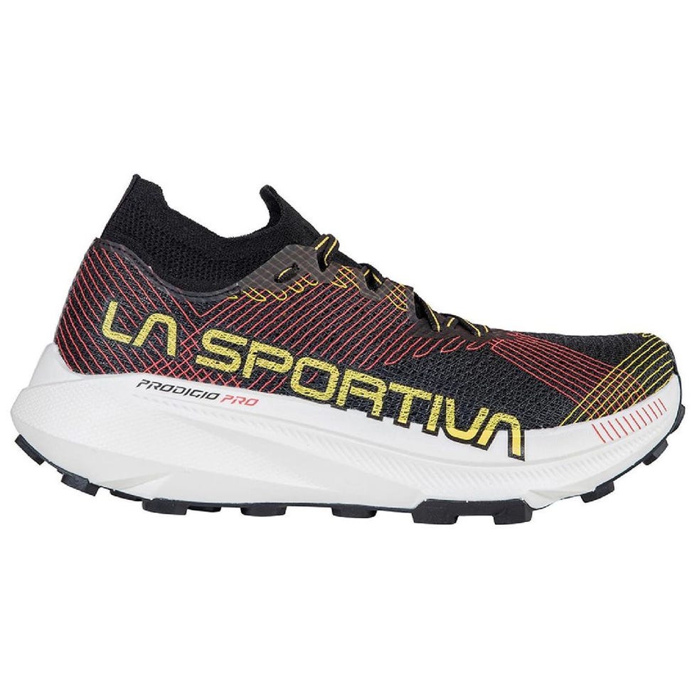 Prodigio Pro Trail Running Shoe