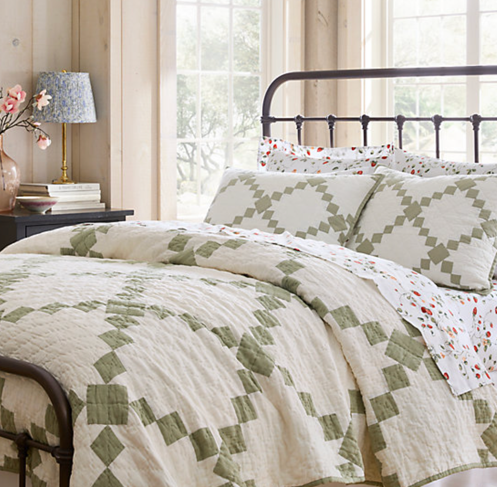 Agnes Linen Quilt
