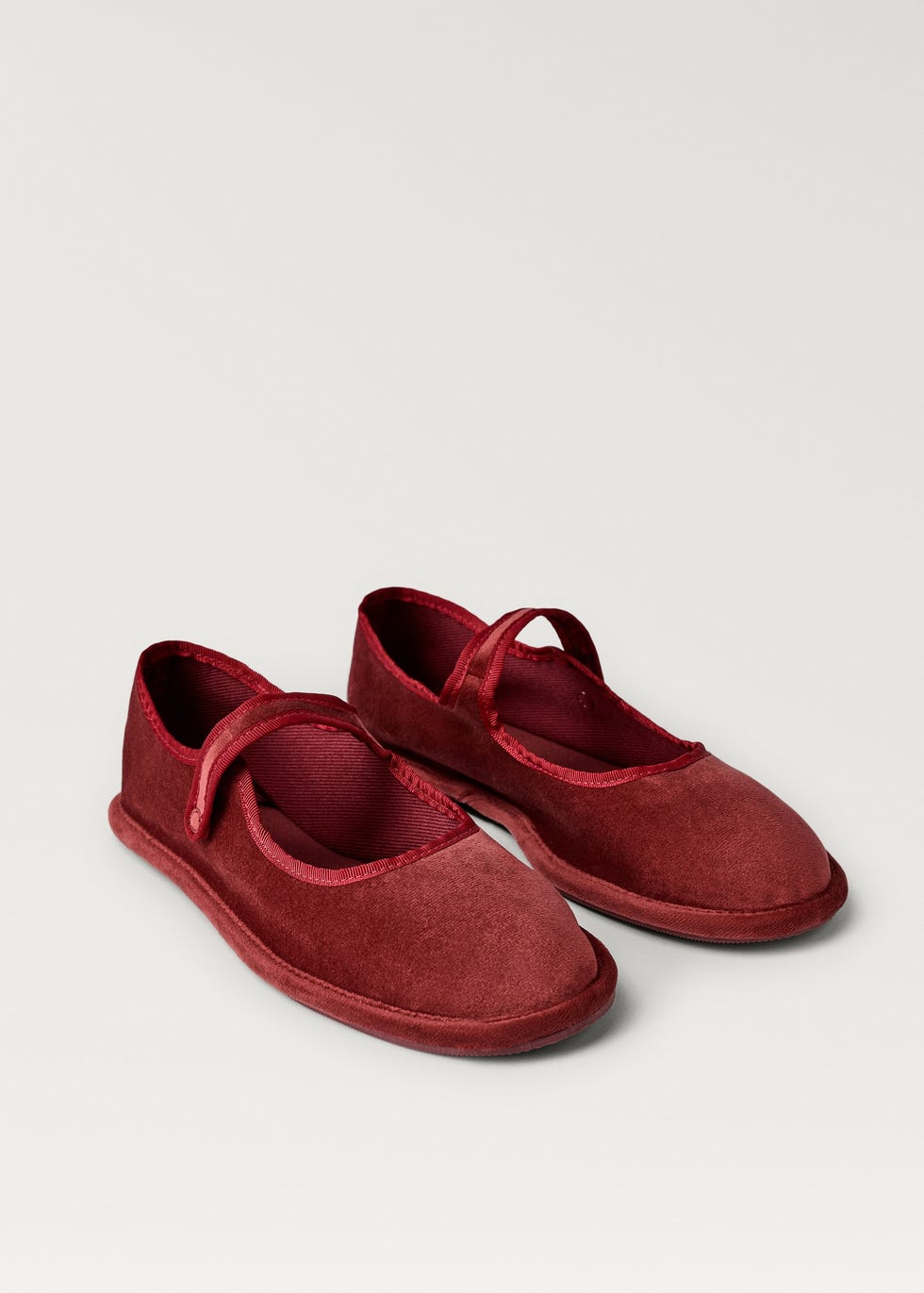 Velour ballet flats with buckle