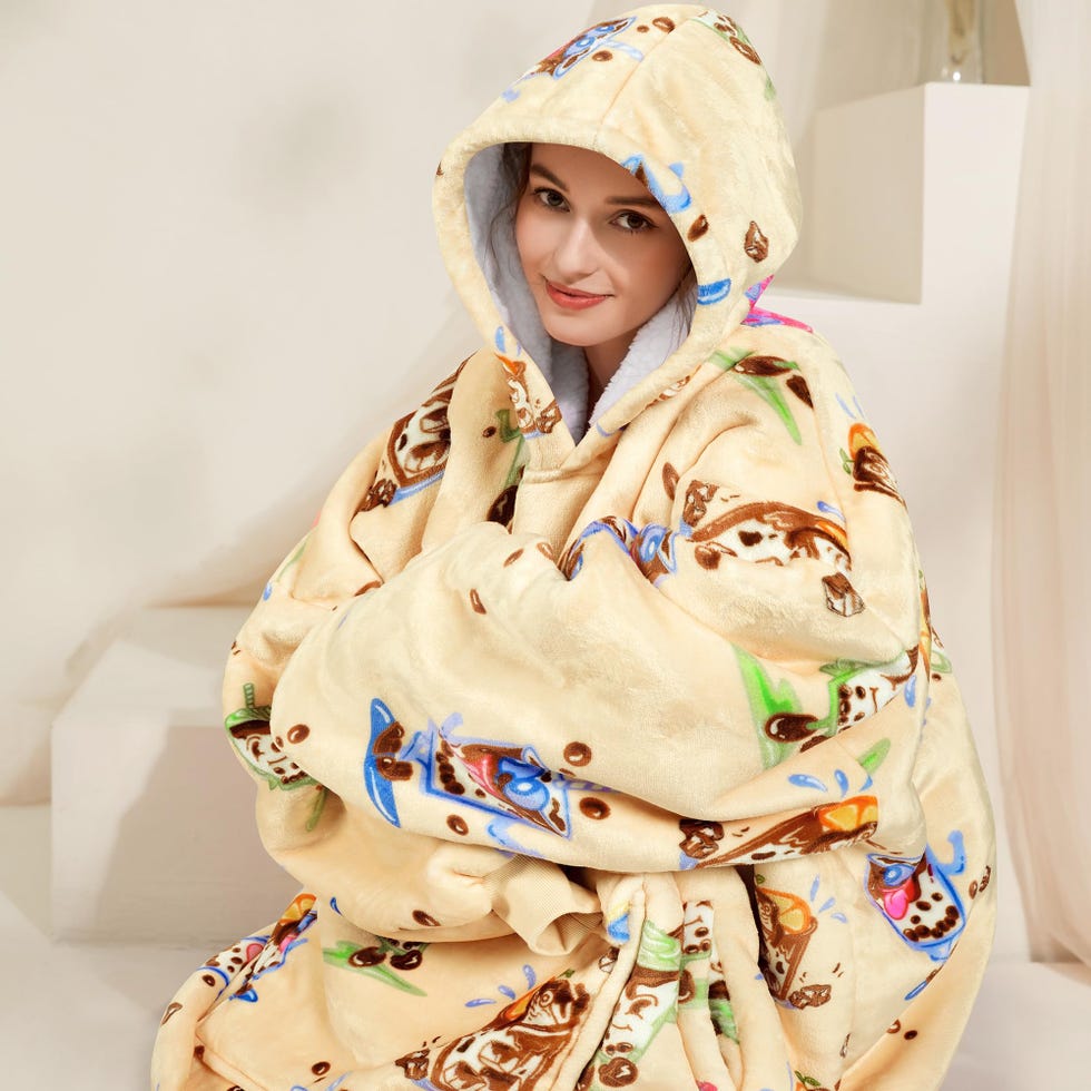 Oversized Hoodie Blanket