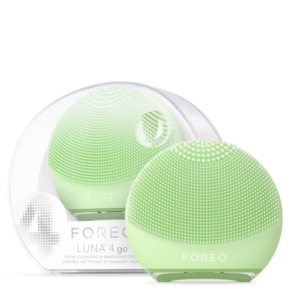 Luna 4 Go Face Cleansing Brush & Firming Massager