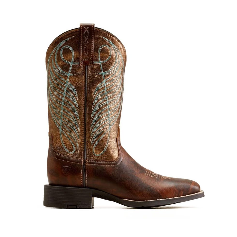 Round Up Wide Square Toe Western Boot