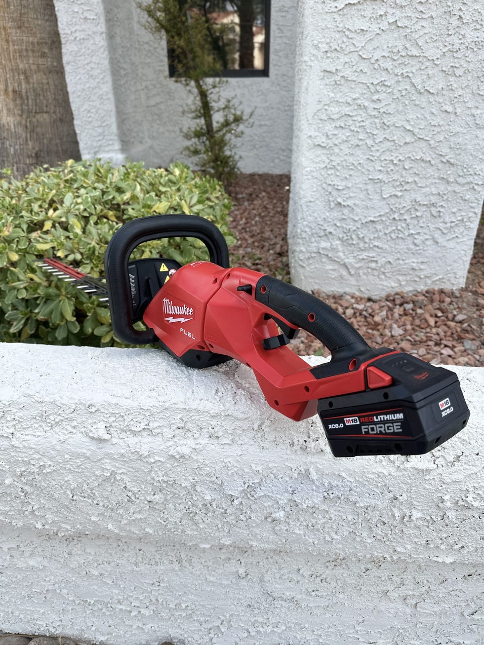 M18 FUEL Hedge Trimmer