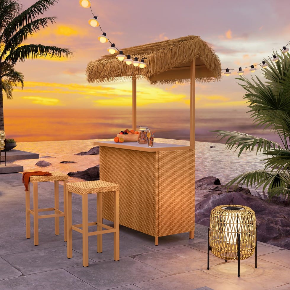 Grand Patio Outdoor Tiki Bar Set