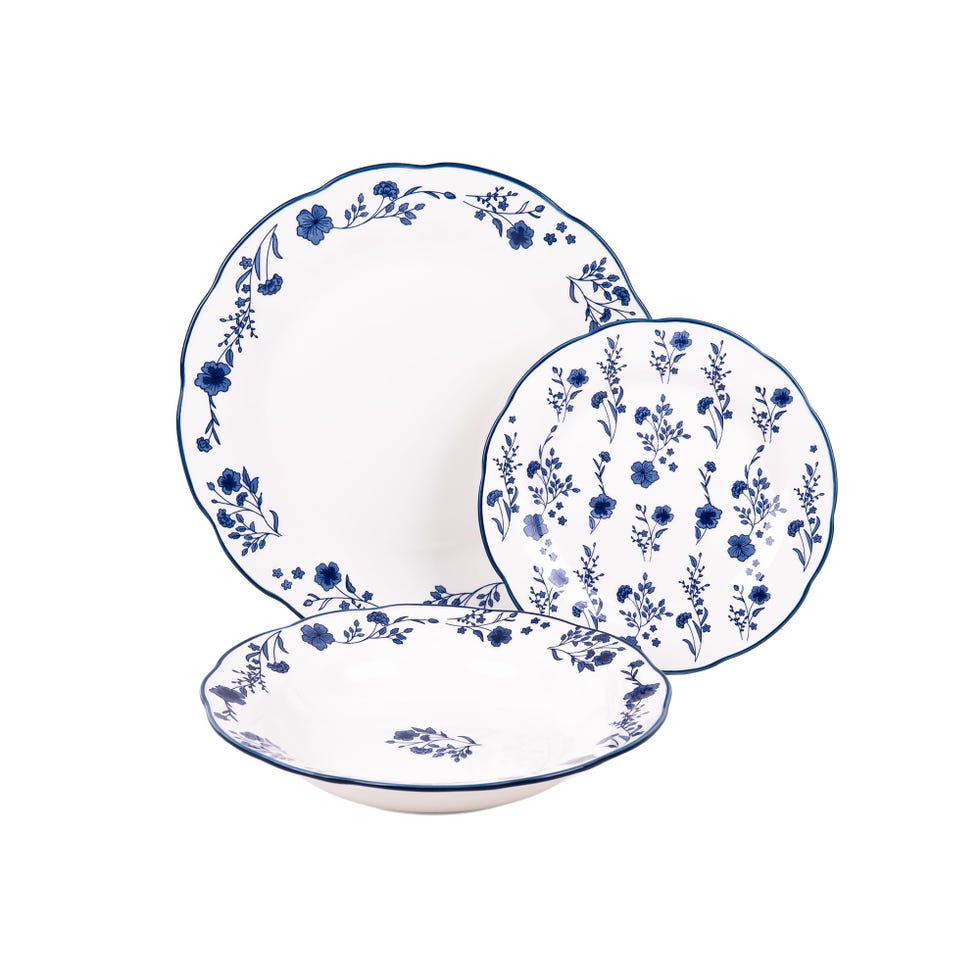 Vajilla de porcelana esmaltada con flores azules