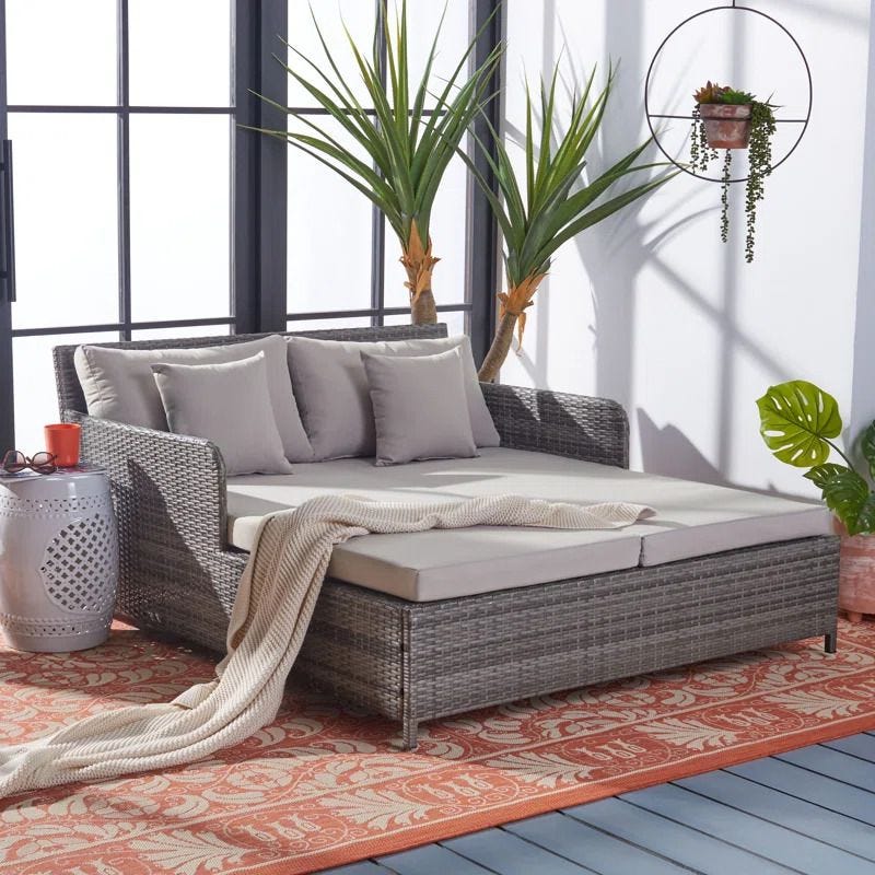 Wicker Outdoor Patio Daybed