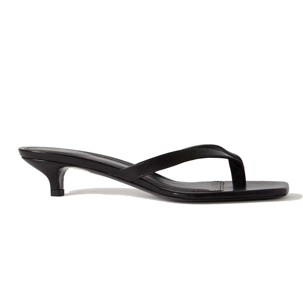 heeled flip flops
