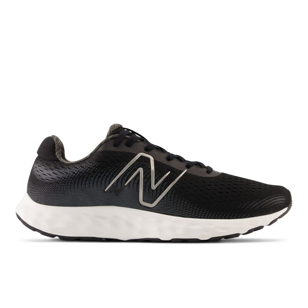 520 V8 Running Shoe