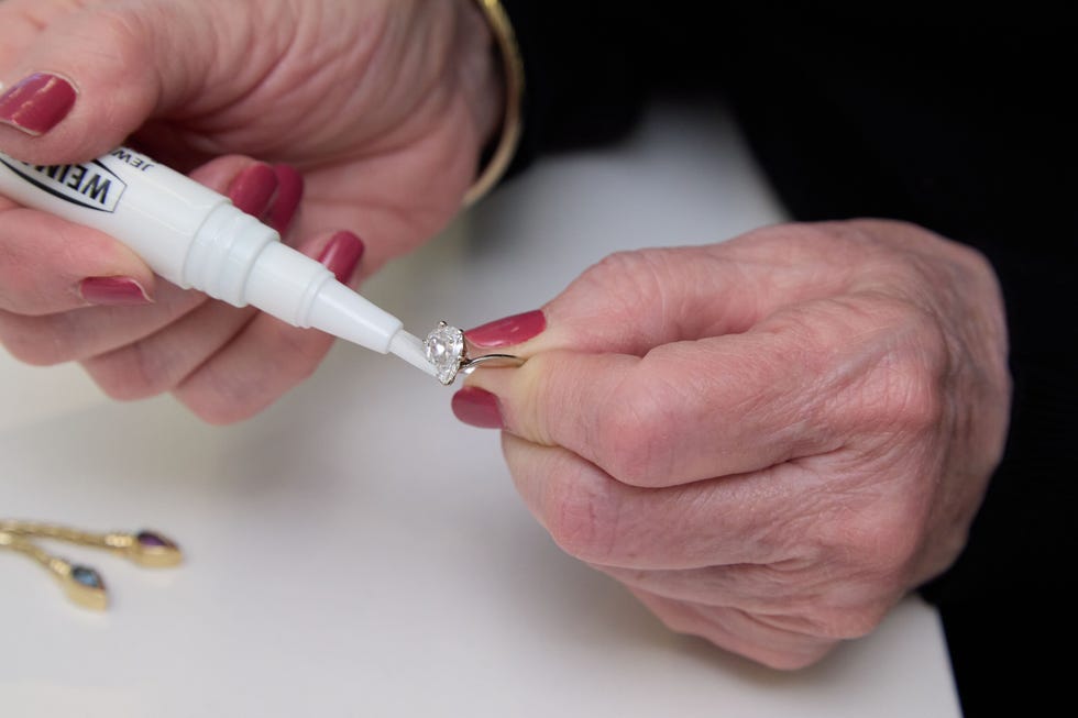 Jewelry Cleaner & Sparkle Stick