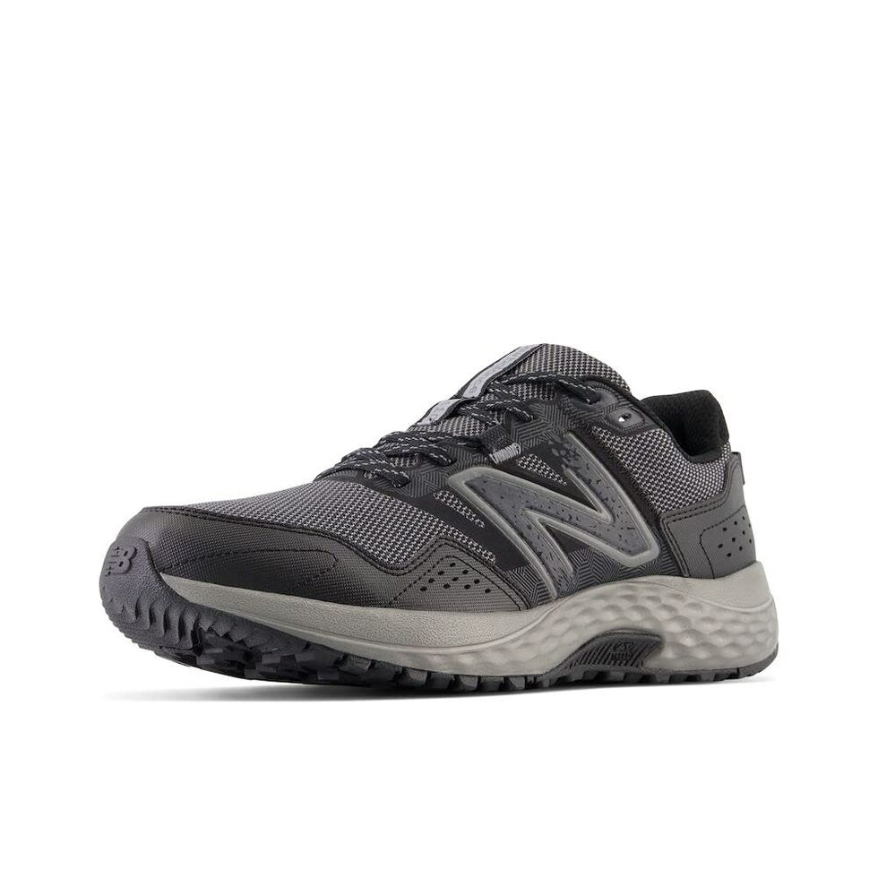 410 V8 Trail Running Shoe
