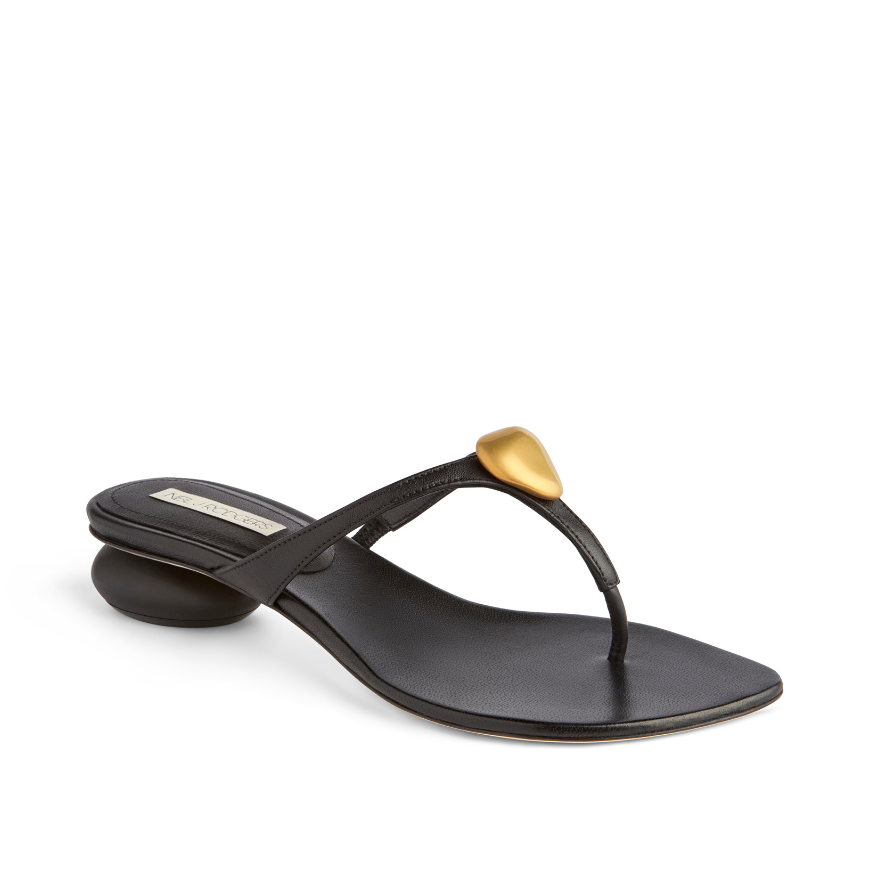 PEBBLE SANDAL