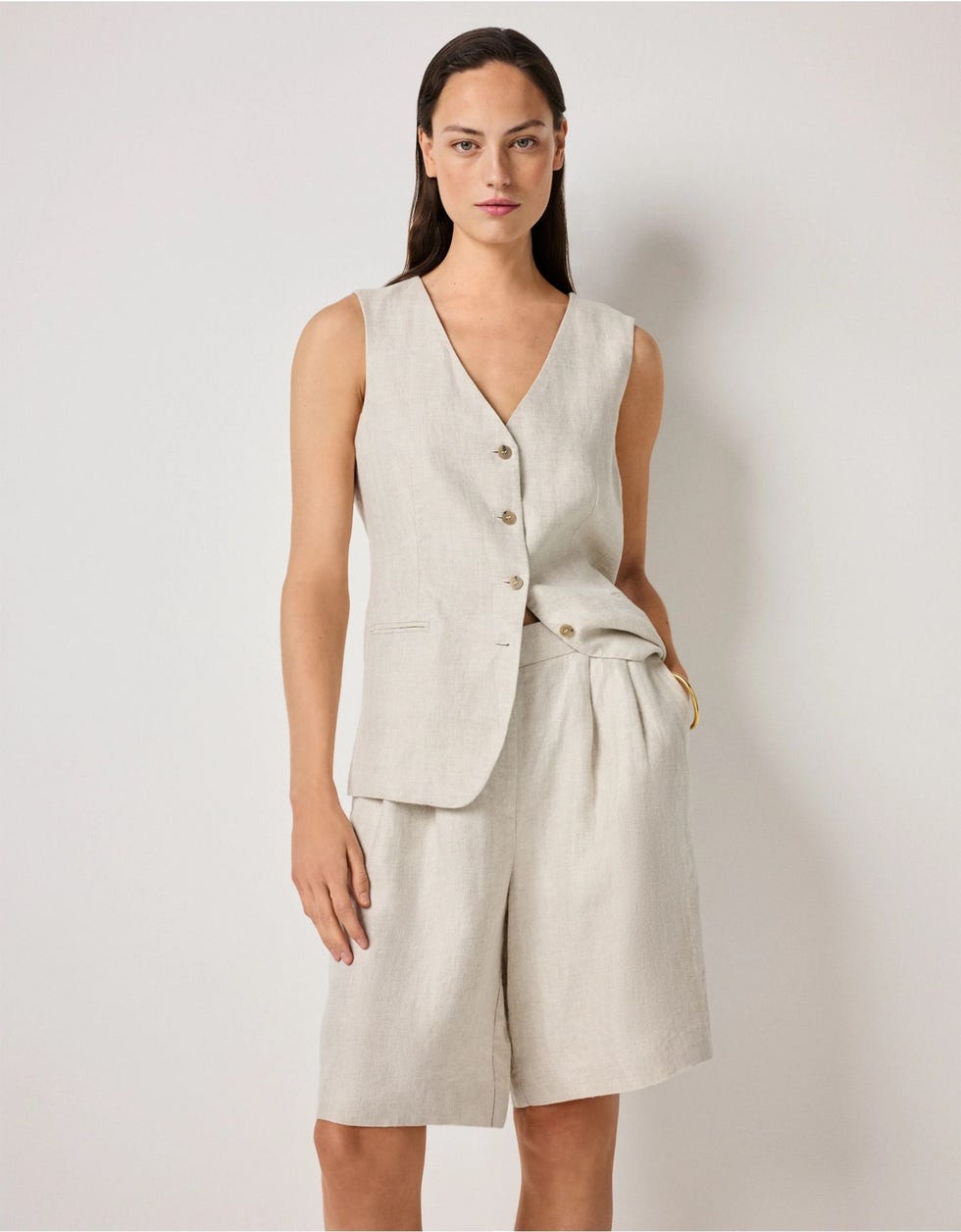 Bermuda Herringbone Linen Shorts