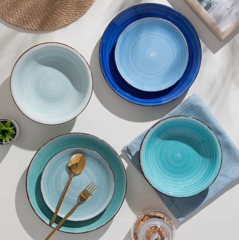 Dinnerware Set