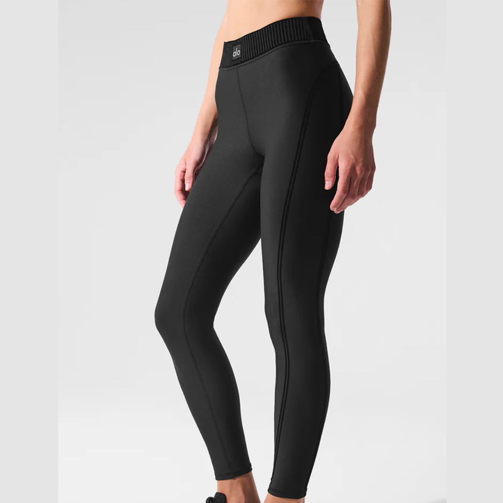 alo yoga セットアップ　最終値下げ Alo Yoga's Aloversary Sale: Celeb Picks Up to 70% Off