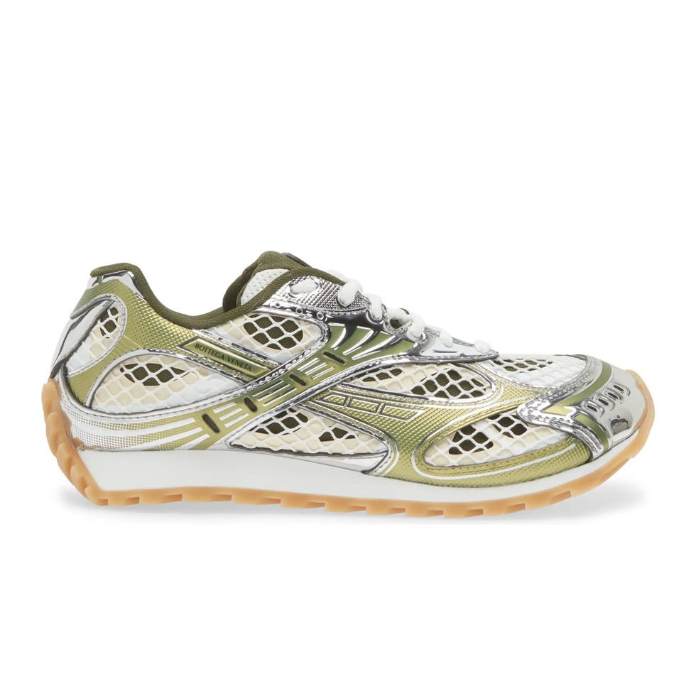 Orbit Low Top Sneaker