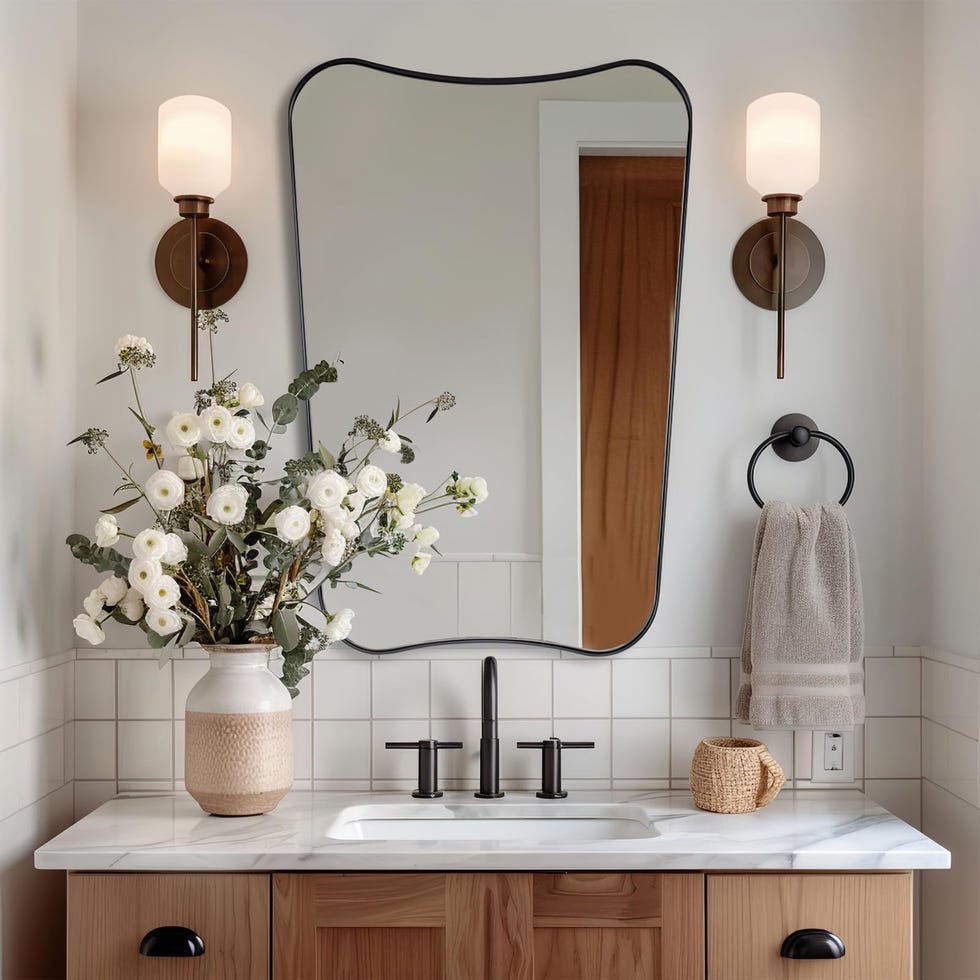 ANDY STAR Irregular Mirror for Wall