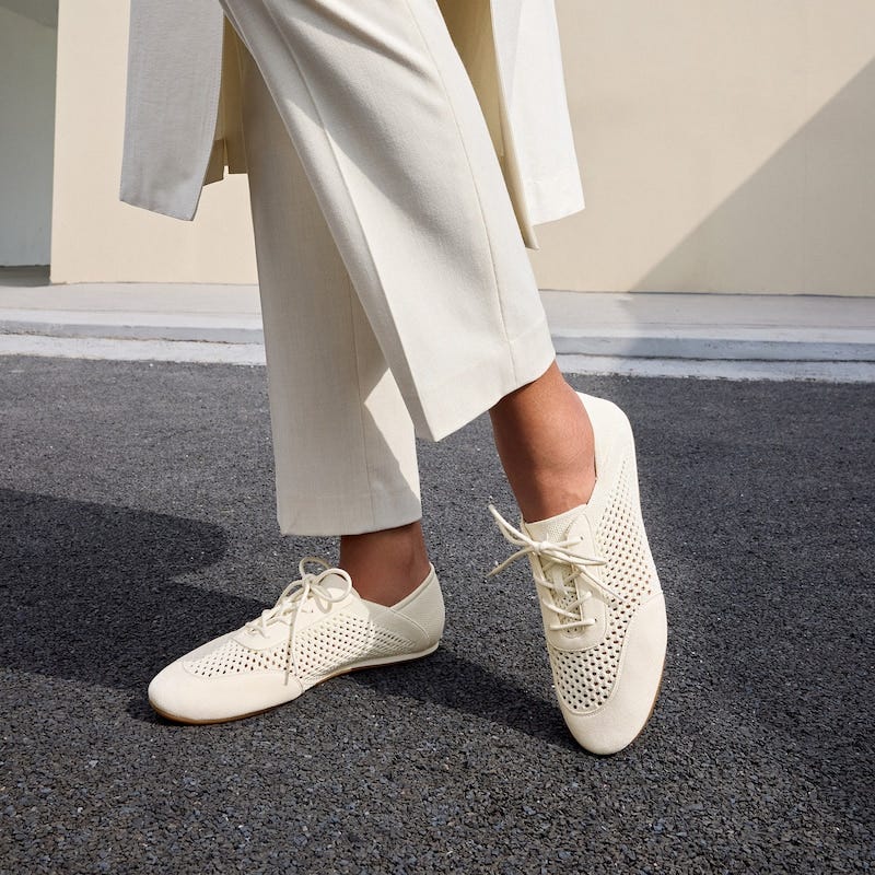 Round-Toe Lace-Up Mesh Sneakers